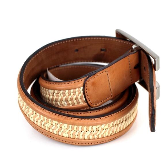 Tommy Bahama Spain TAN BROWN GENUINE LEATHER 1 1/8\